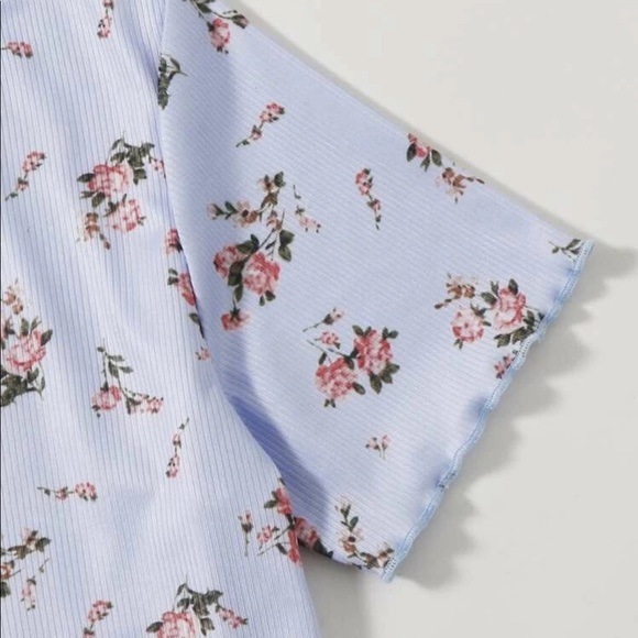 SHEIN Floral Lettuce Trim Crop Top Medium - Picture 4 of 8